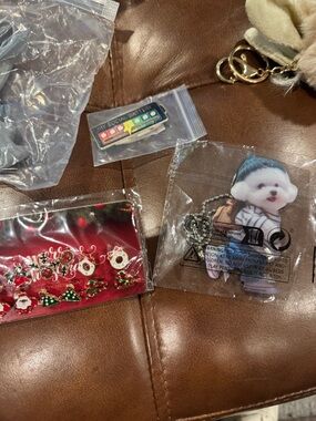 Grab bag of 9 items!